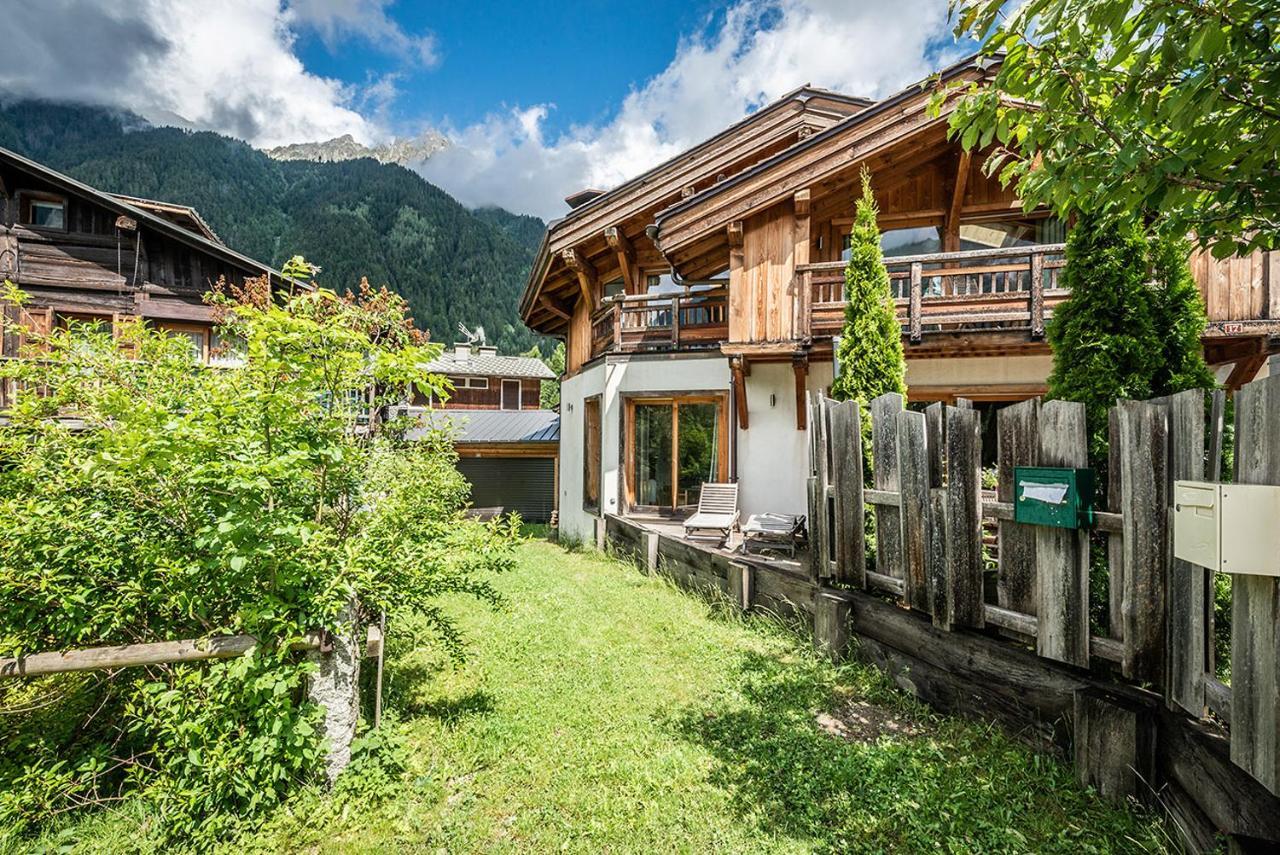 Eden Hotel, Apartments And Chalet Chamonix Les Praz Eksteriør bilde